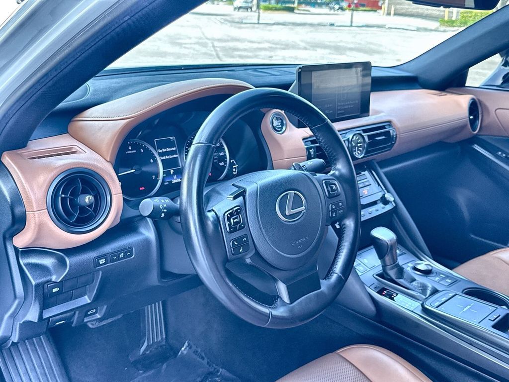 Thumbnail: 2024 Lexus ES - 2