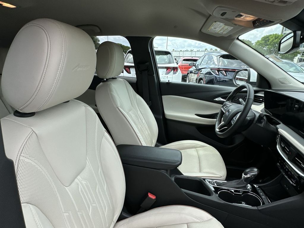 Thumbnail: 2024 Buick Encore GX - 12