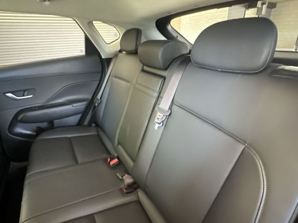 2026 Hyundai Kona SEL Premium - Photo 13