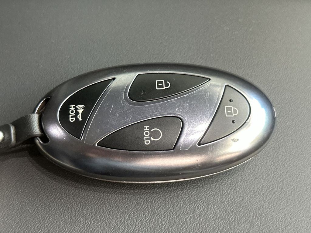 2026 Hyundai Kona SEL Premium - Photo 28