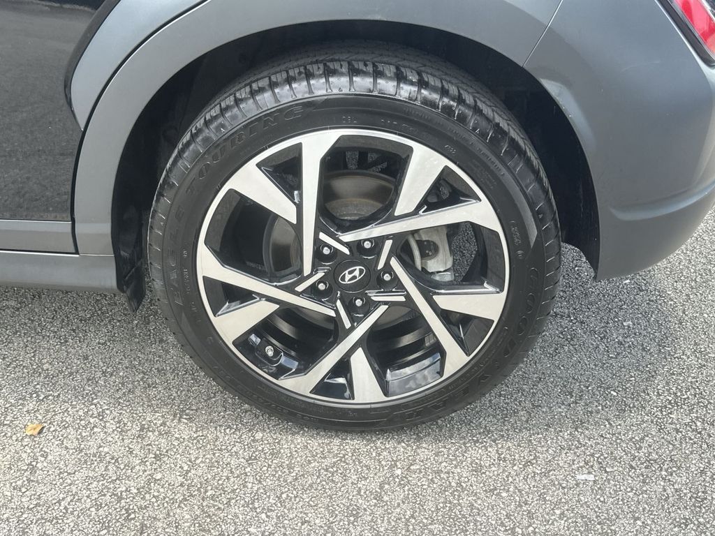 2023 Hyundai Kona Limited - Photo 7