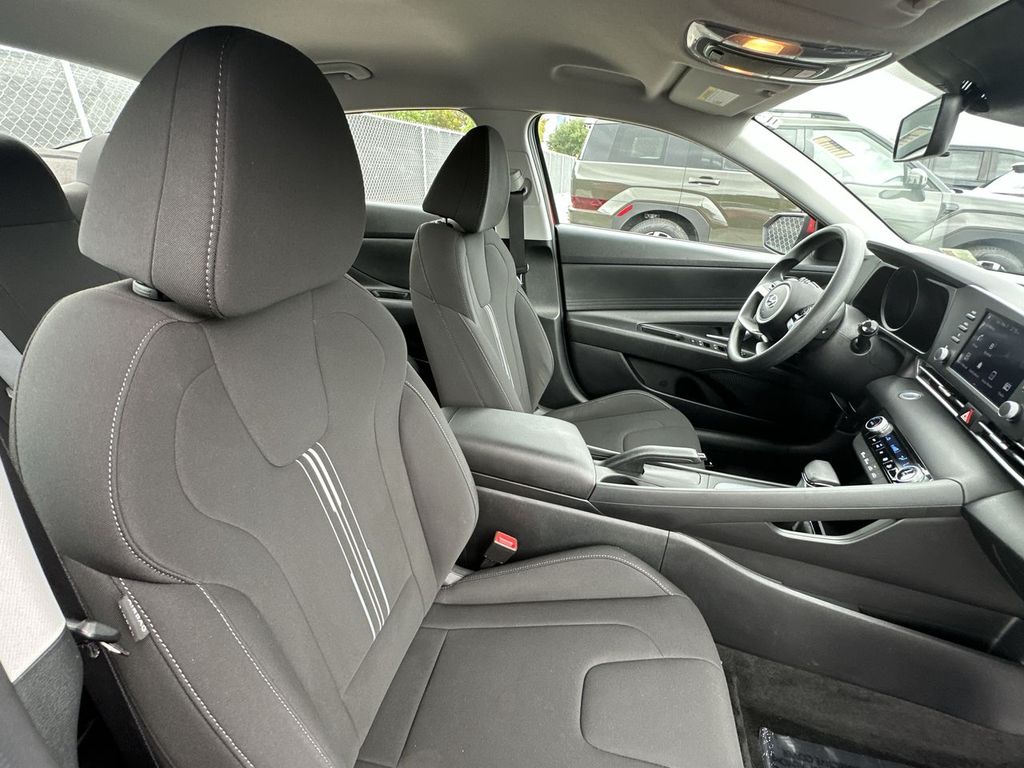 Thumbnail: 2023 Hyundai Elantra - 29
