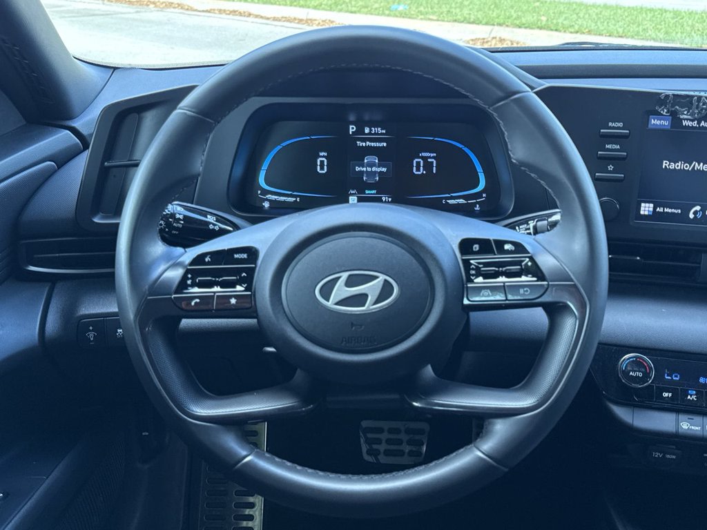 Thumbnail: 2025 Hyundai Elantra - 9