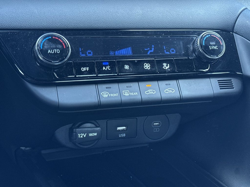 Thumbnail: 2025 Hyundai Elantra - 26