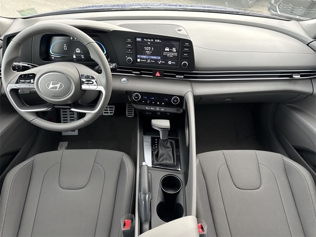 Thumbnail: 2025 Hyundai Elantra - 13