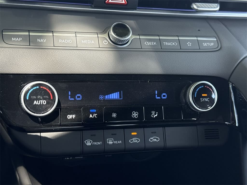 Thumbnail: 2025 Hyundai Elantra - 28