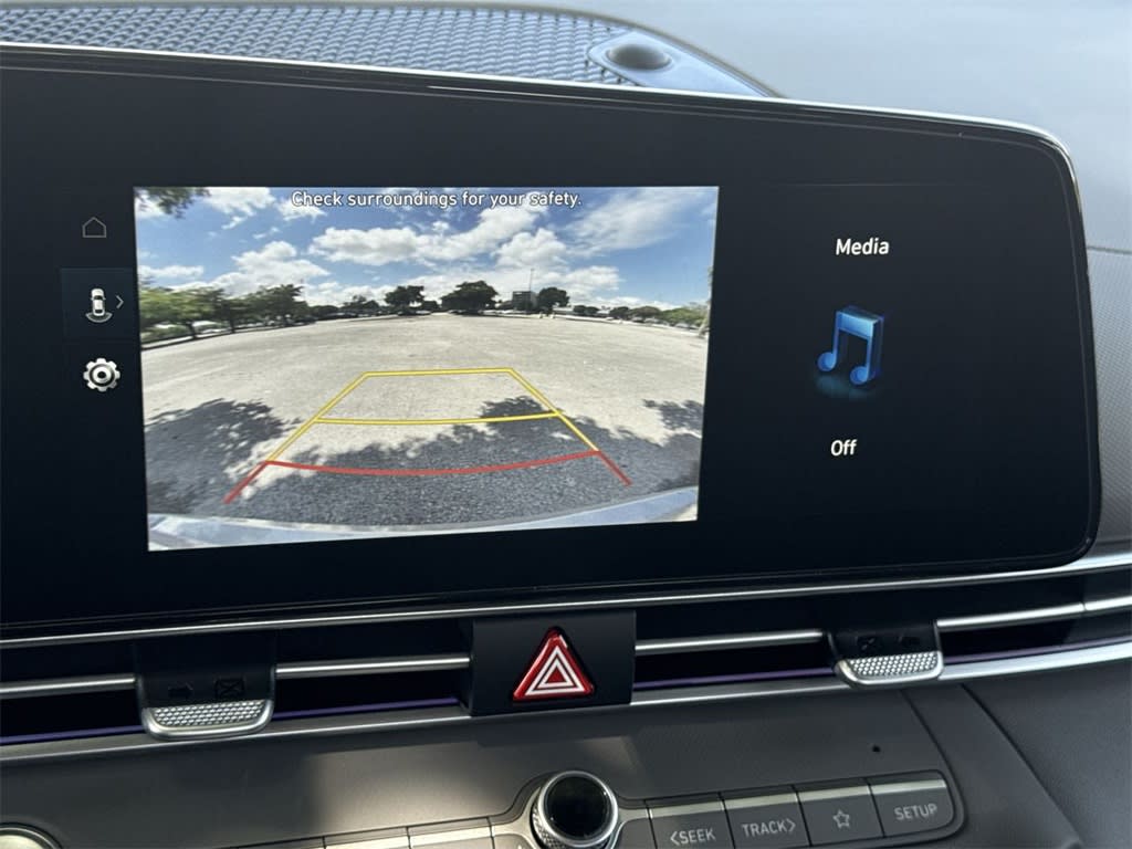 Thumbnail: 2025 Hyundai Elantra - 27