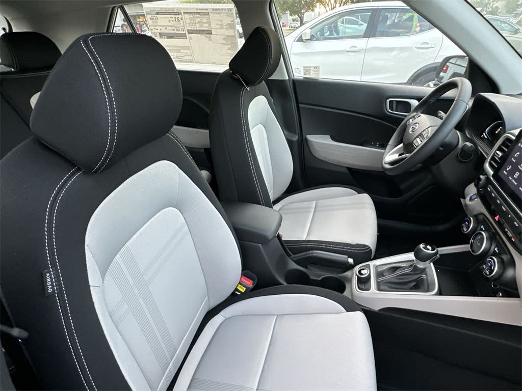 Thumbnail: 2025 Hyundai Venue - 29