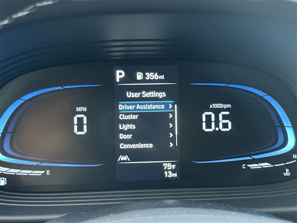 Thumbnail: 2025 Hyundai Venue - 16