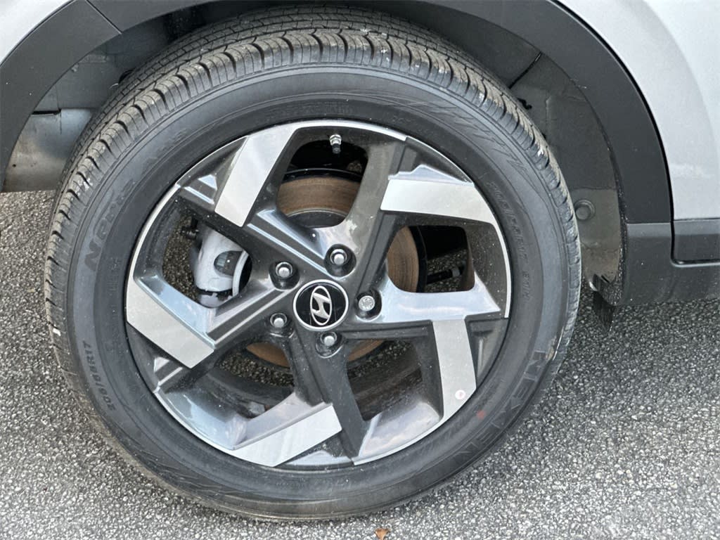 Thumbnail: 2025 Hyundai Venue - 8