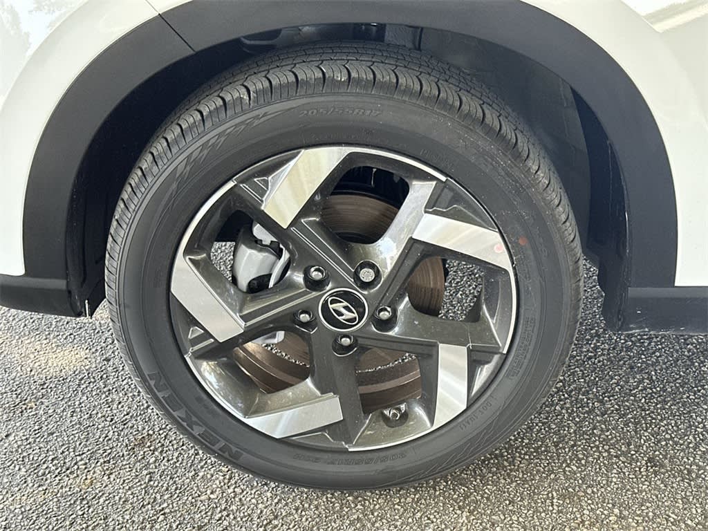 Thumbnail: 2025 Hyundai Venue - 8