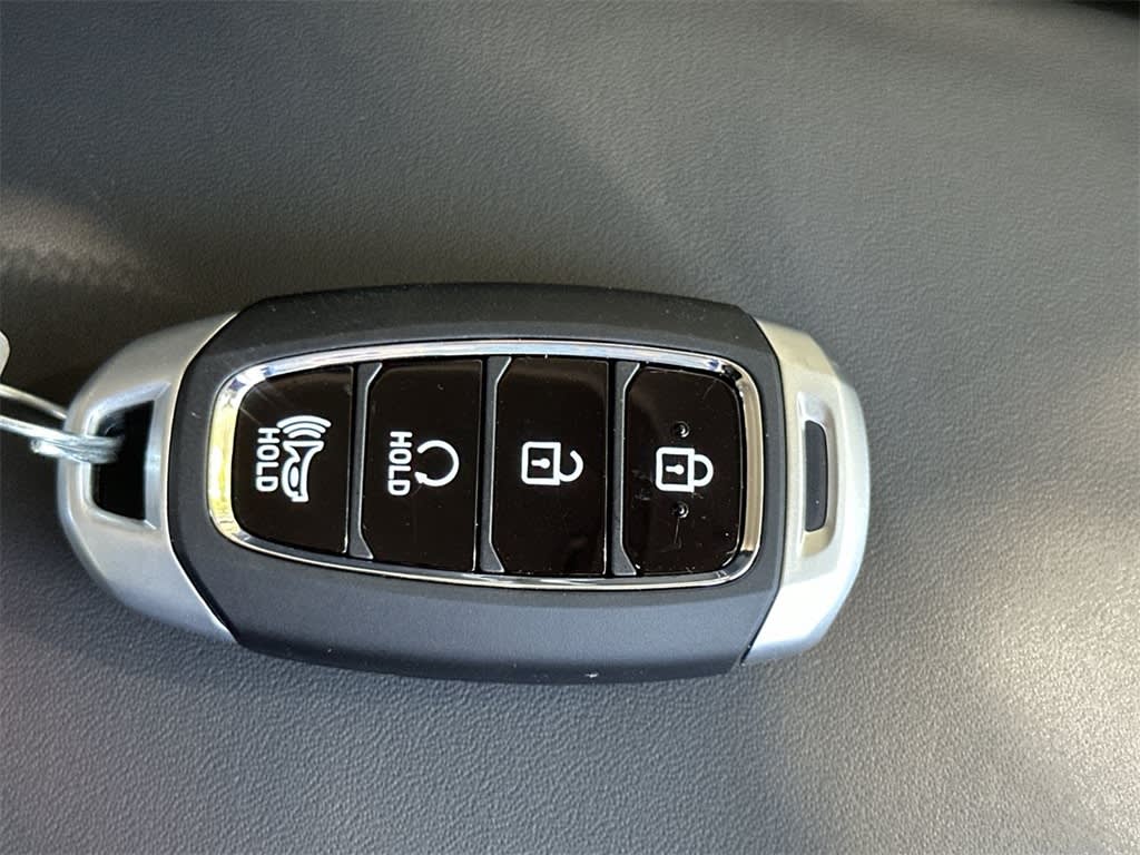 Thumbnail: 2025 Hyundai Venue - 19