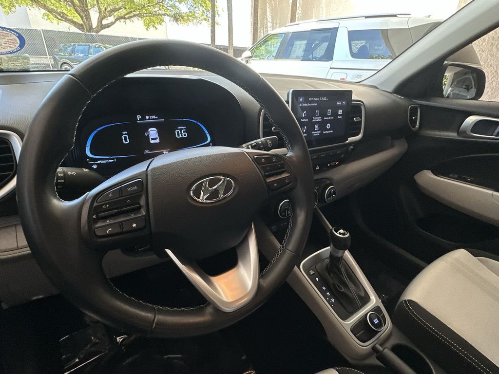 Thumbnail: 2023 Hyundai Venue - 2