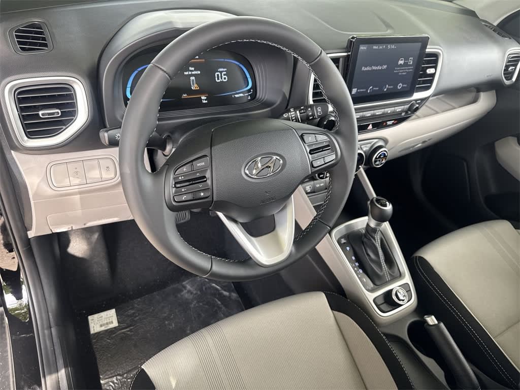 Thumbnail: 2025 Hyundai Venue - 3