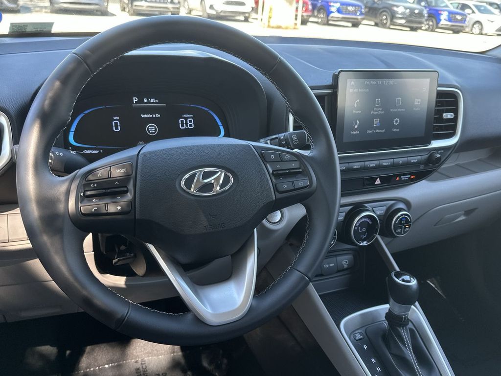 Thumbnail: 2025 Hyundai Venue - 2
