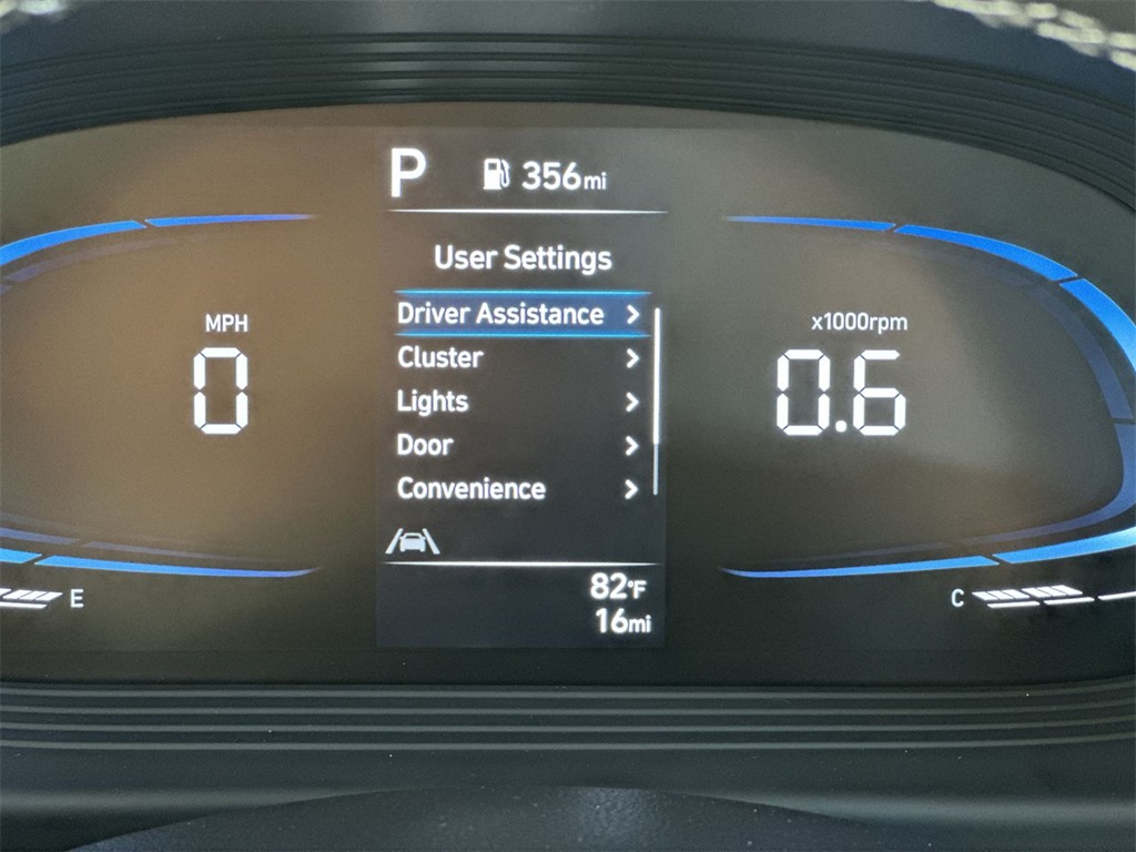 Thumbnail: 2025 Hyundai Venue - 15