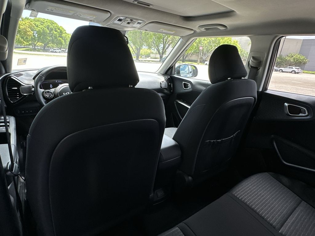 2023 Kia Soul EX - Photo 27
