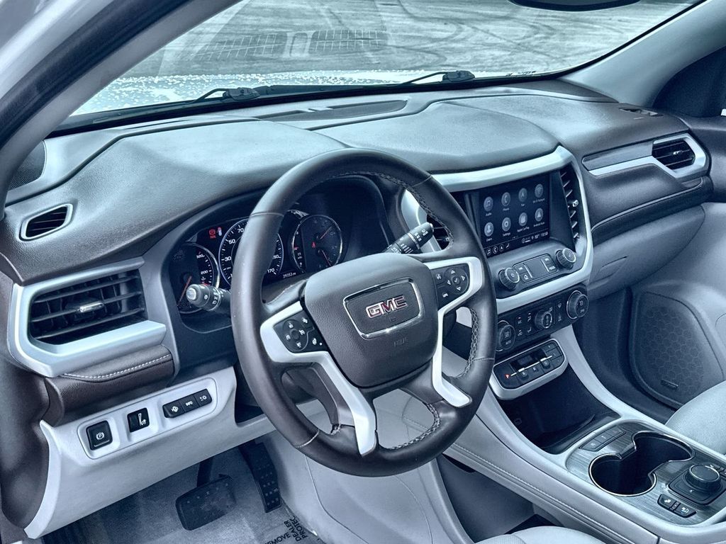 Thumbnail: 2023 GMC Acadia - 2