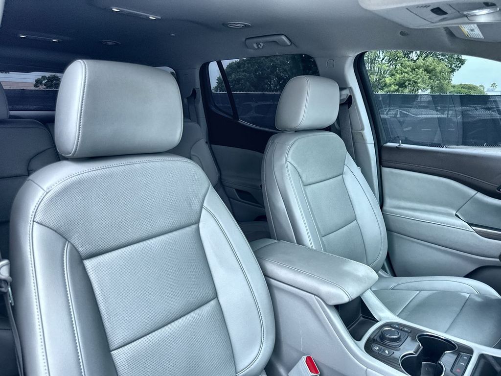 Thumbnail: 2023 GMC Acadia - 29