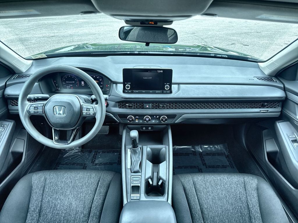 Thumbnail: 2025 Honda Accord - 13