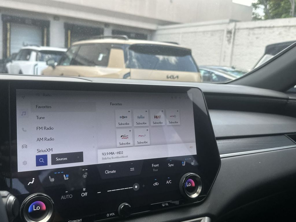 Thumbnail: 2023 Lexus RX - 27