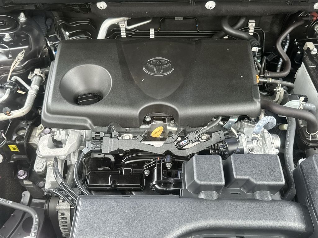 Thumbnail: 2024 Toyota RAV4 - 9