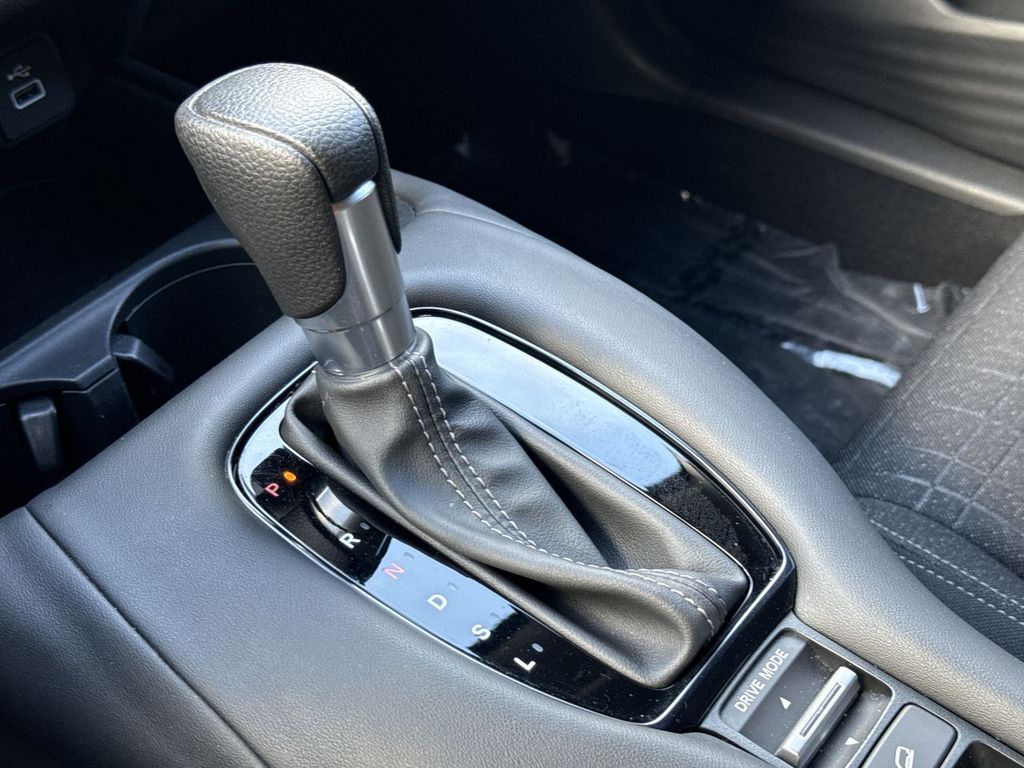 Thumbnail: 2023 Honda HR-V - 15