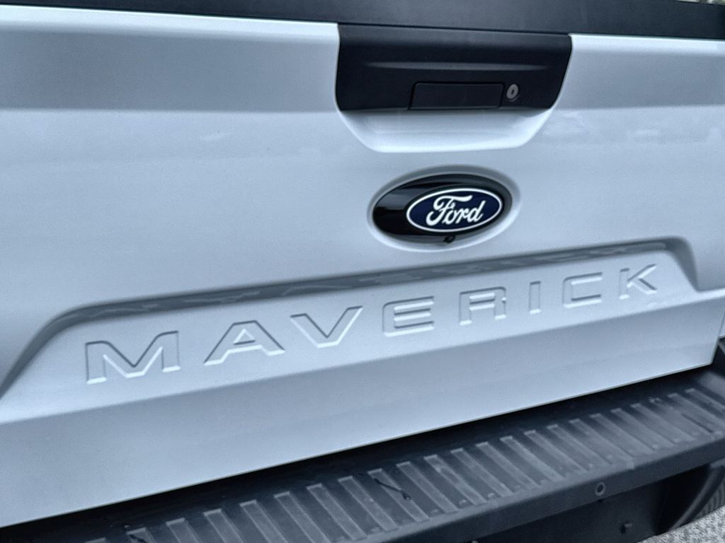 Thumbnail: 2025 Ford Maverick - 24
