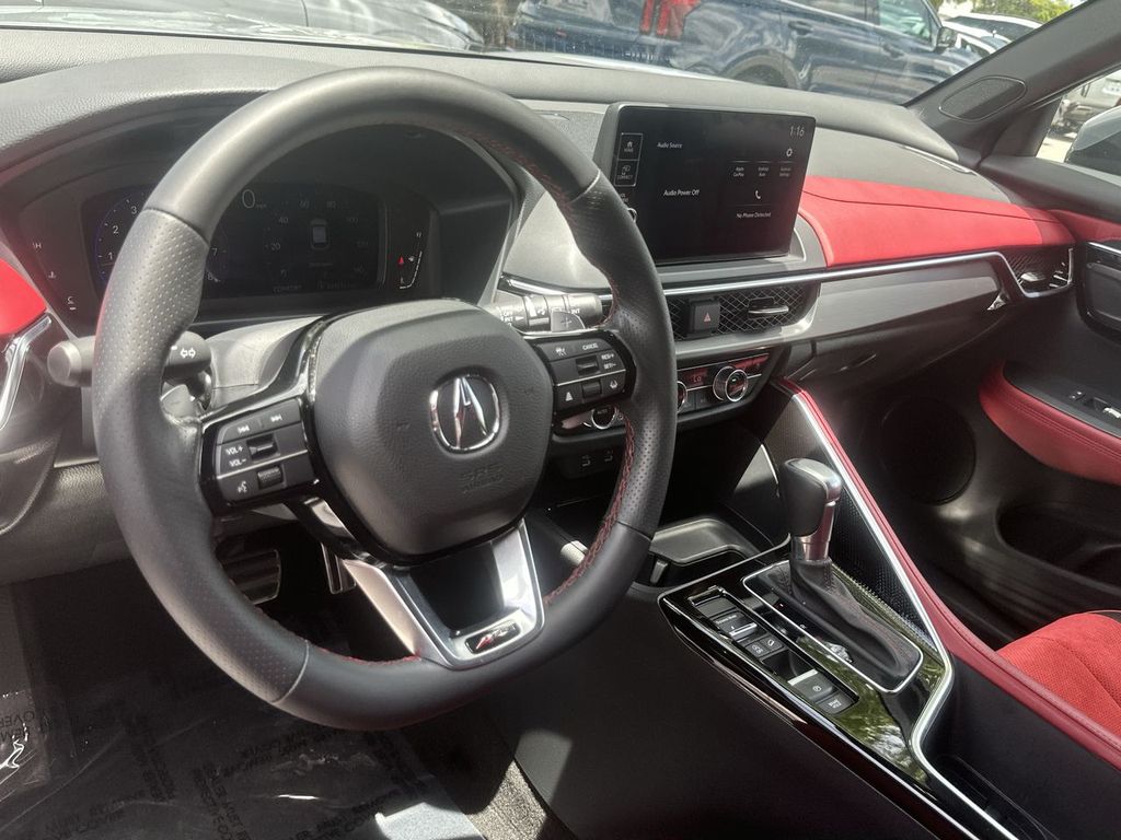 Thumbnail: 2025 Acura ADX - 10