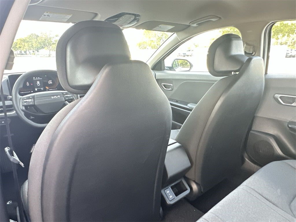 Thumbnail: 2025 Kia K4 - 27