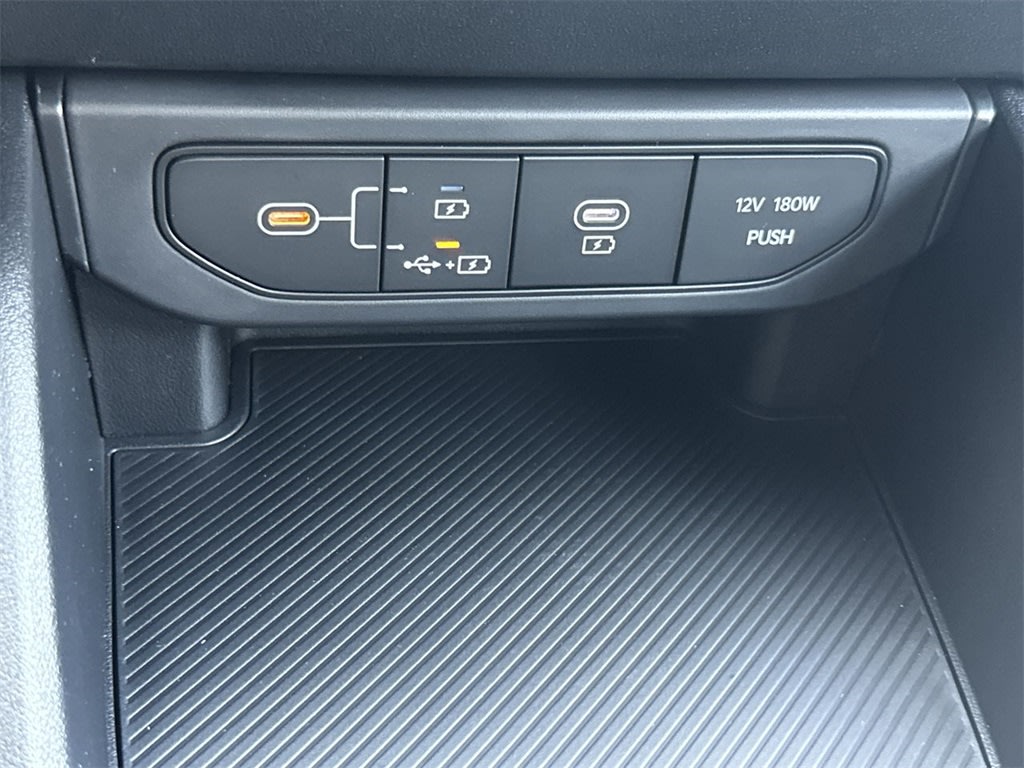 Thumbnail: 2025 Kia K4 - 24