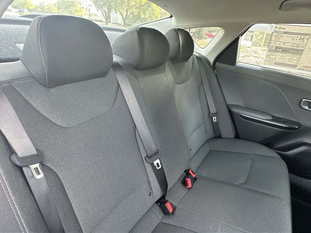 Thumbnail: 2025 Kia K4 - 28