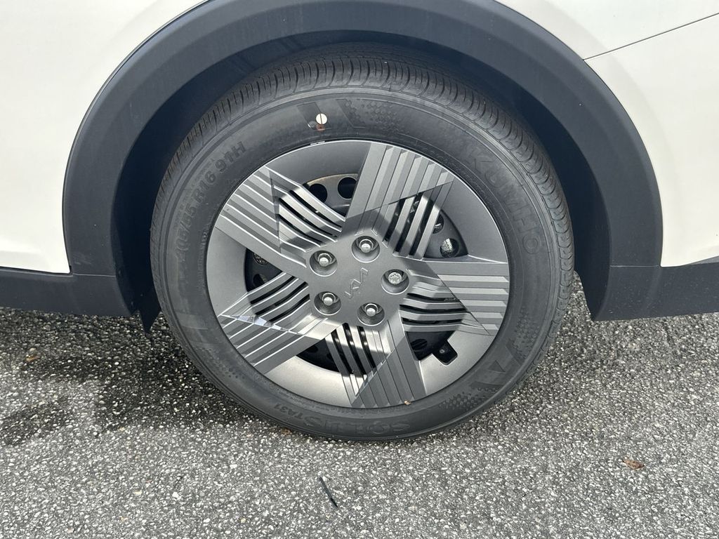 Thumbnail: 2025 Kia K4 - 8