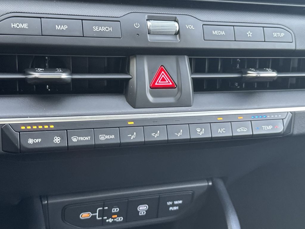 Thumbnail: 2025 Kia K4 - 26