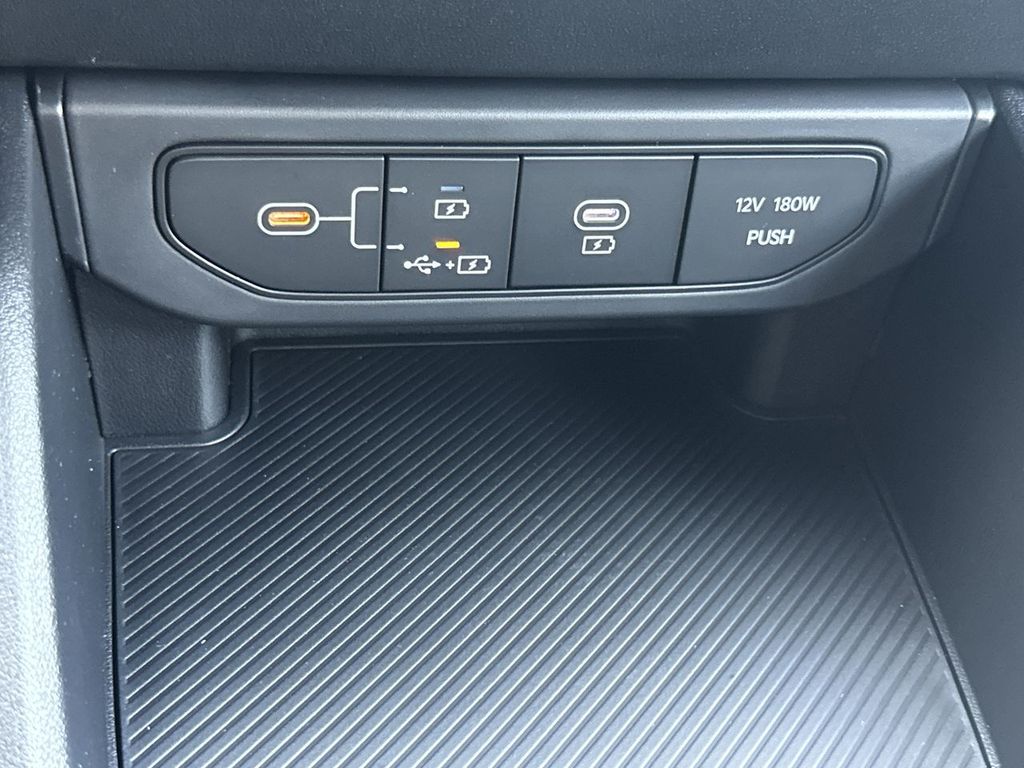 Thumbnail: 2025 Kia K4 - 24