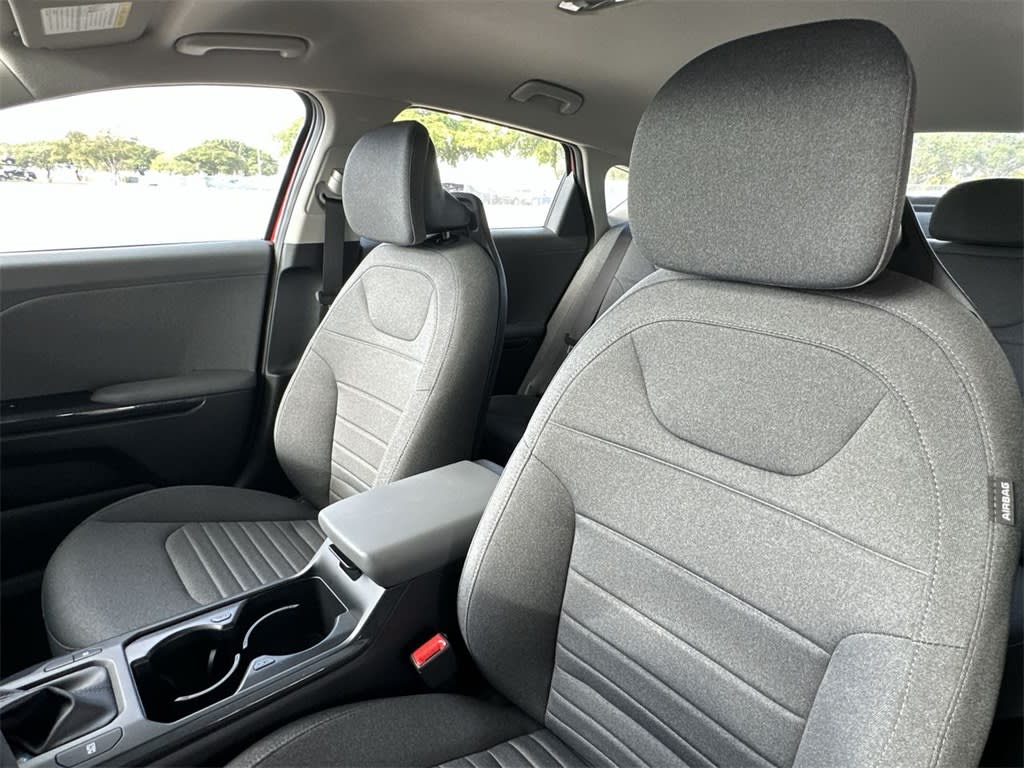 Thumbnail: 2025 Kia K4 - 12