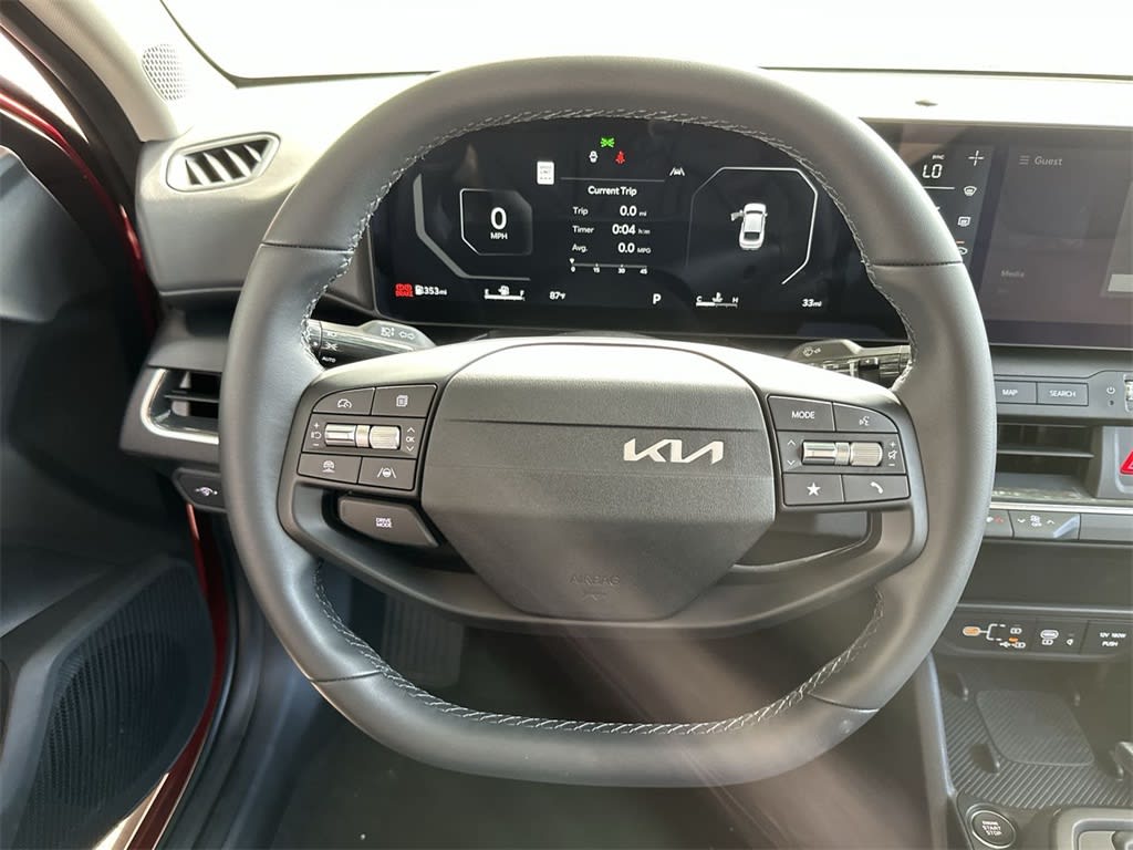 Thumbnail: 2025 Kia K4 - 2