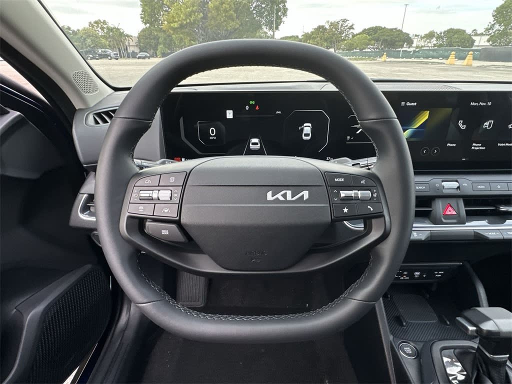 Thumbnail: 2025 Kia K4 - 10