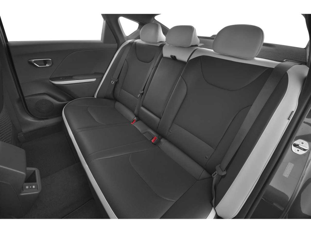 Thumbnail: 2026 Kia K4 - 7