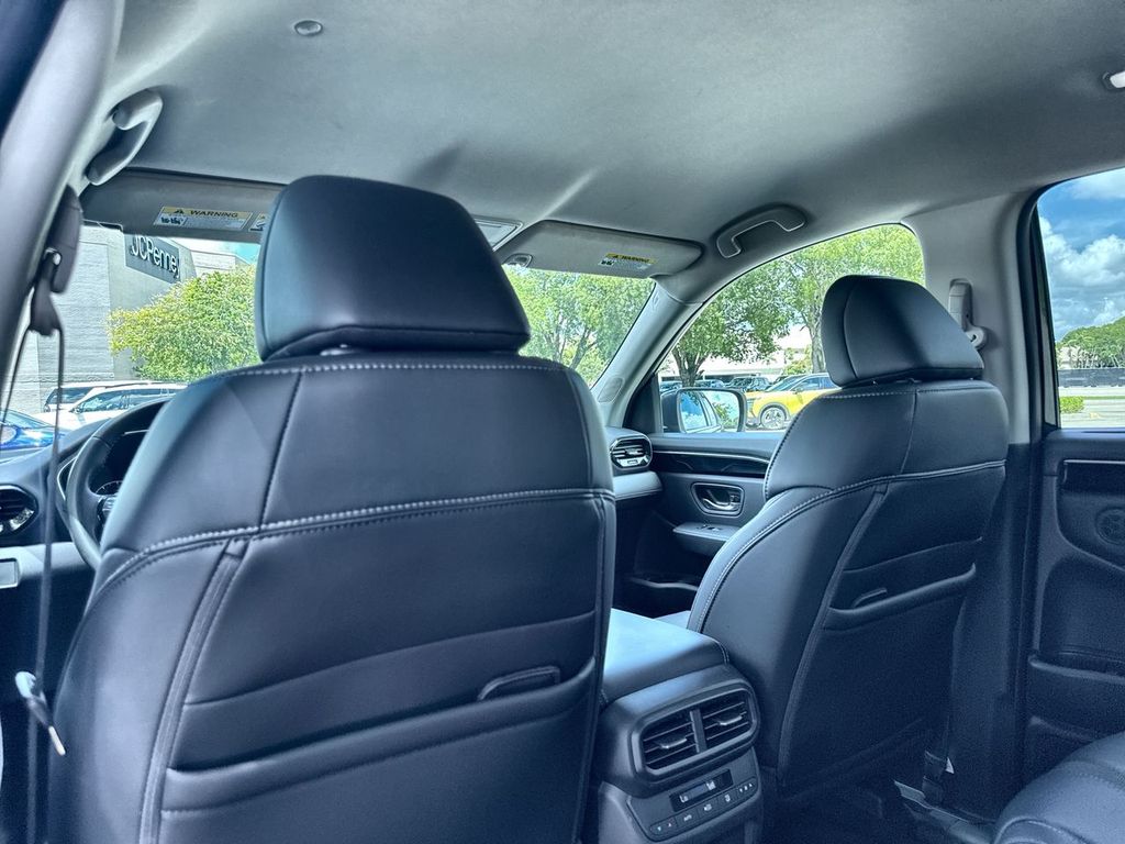Thumbnail: 2023 Honda Pilot - 28