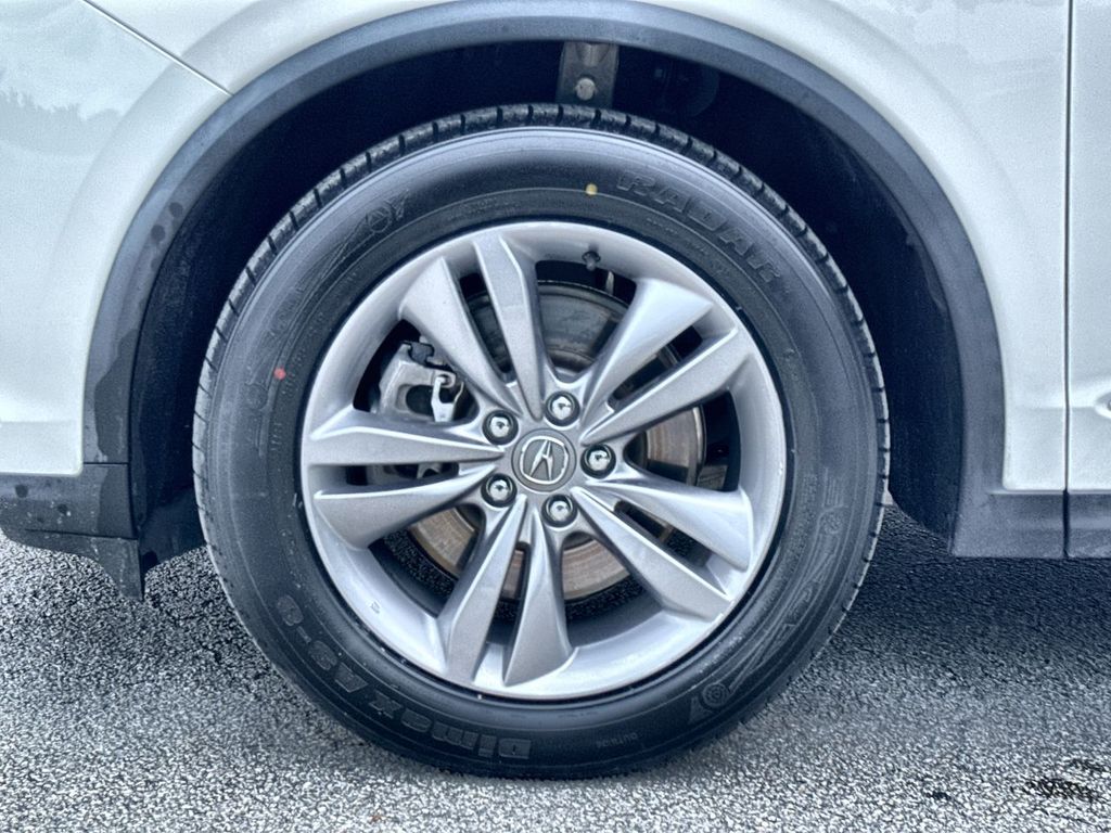 Thumbnail: 2023 Acura MDX - 8