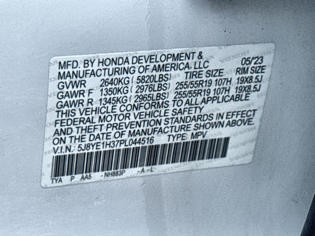 Thumbnail: 2023 Acura MDX - 20