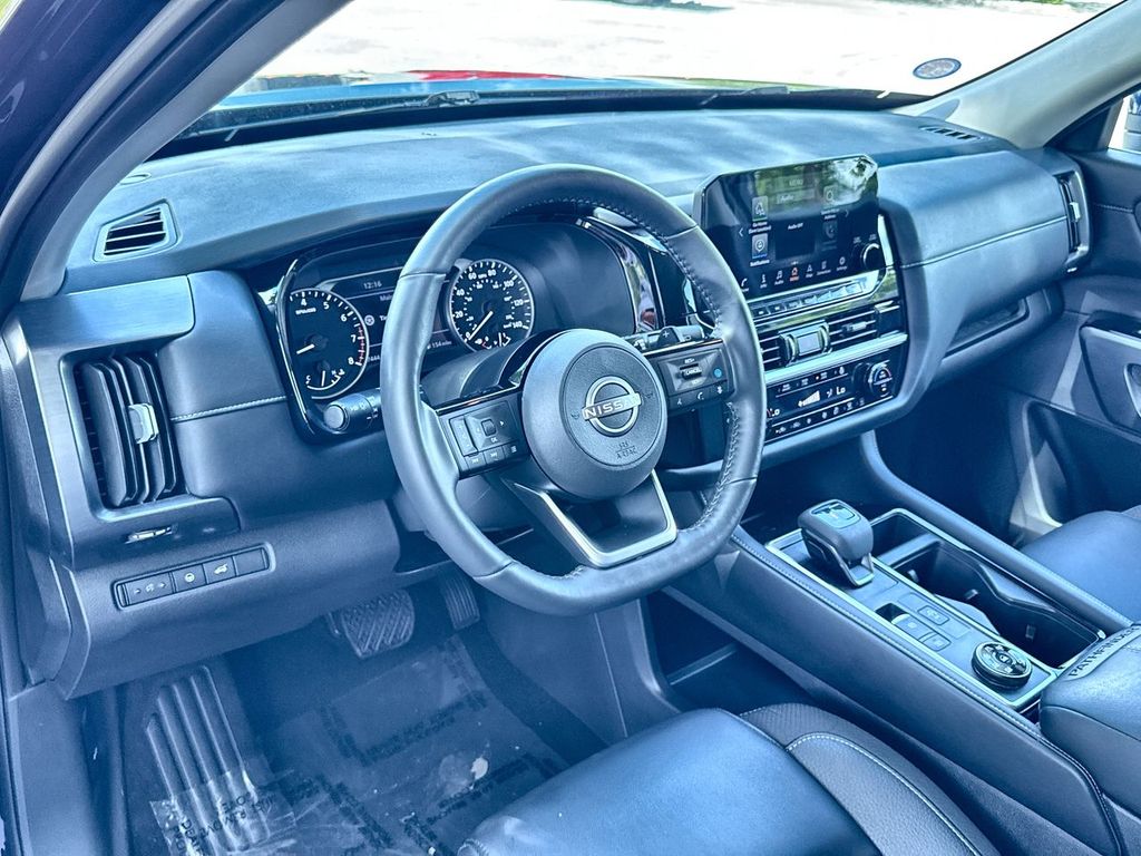 Thumbnail: 2025 Nissan Pathfinder - 2