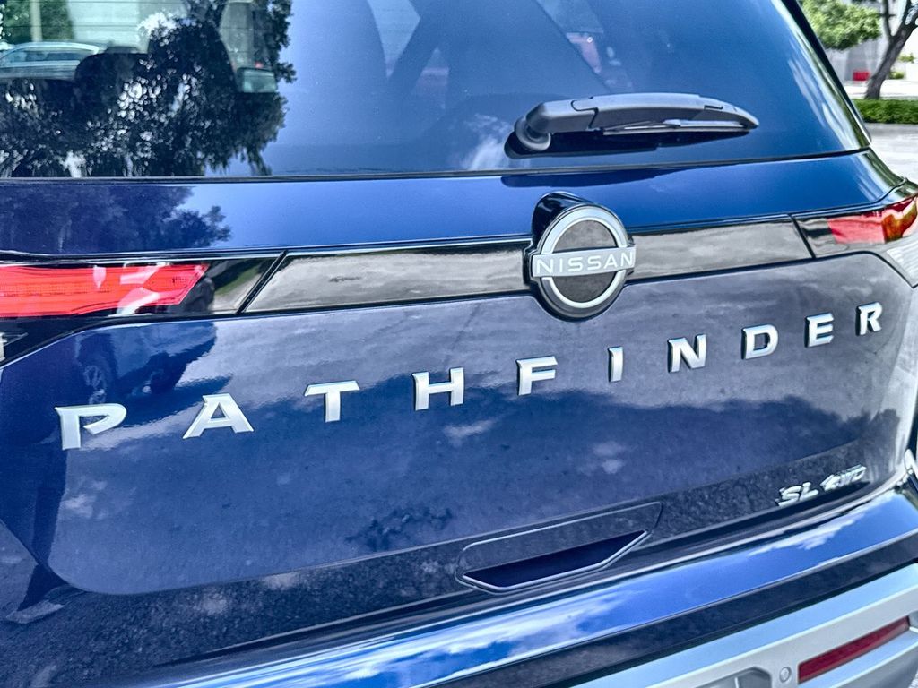 Thumbnail: 2025 Nissan Pathfinder - 7