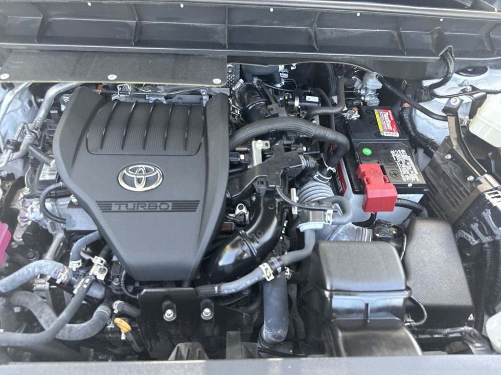 Thumbnail: 2024 Toyota Highlander - 9