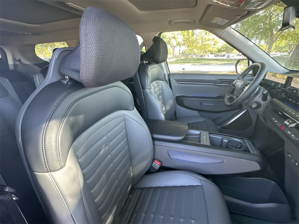 Thumbnail: 2026 Kia EV9 - 27