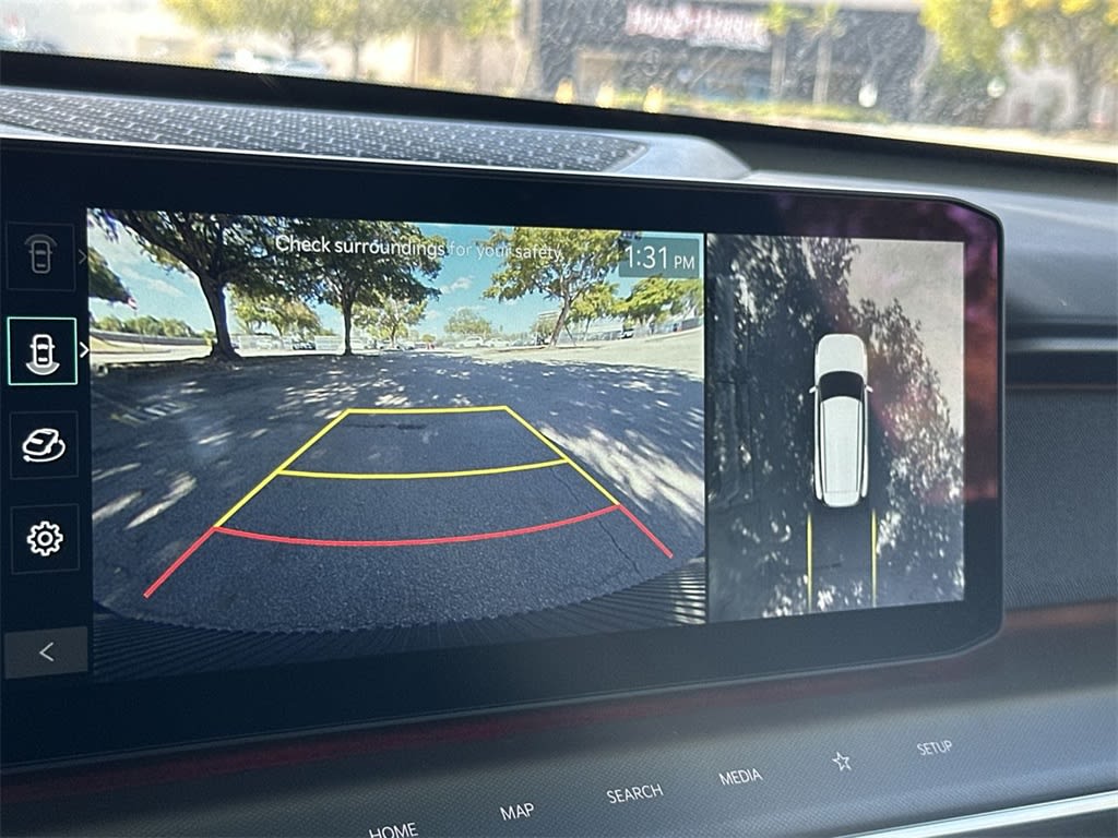 Thumbnail: 2026 Kia EV9 - 24