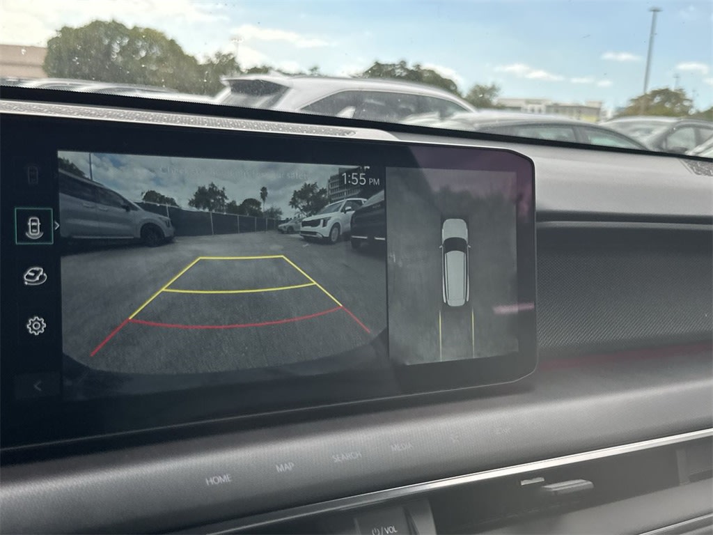 Thumbnail: 2026 Kia EV9 - 23