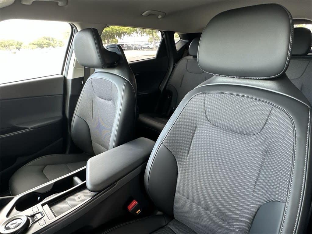 Thumbnail: 2025 Kia EV6 - 10