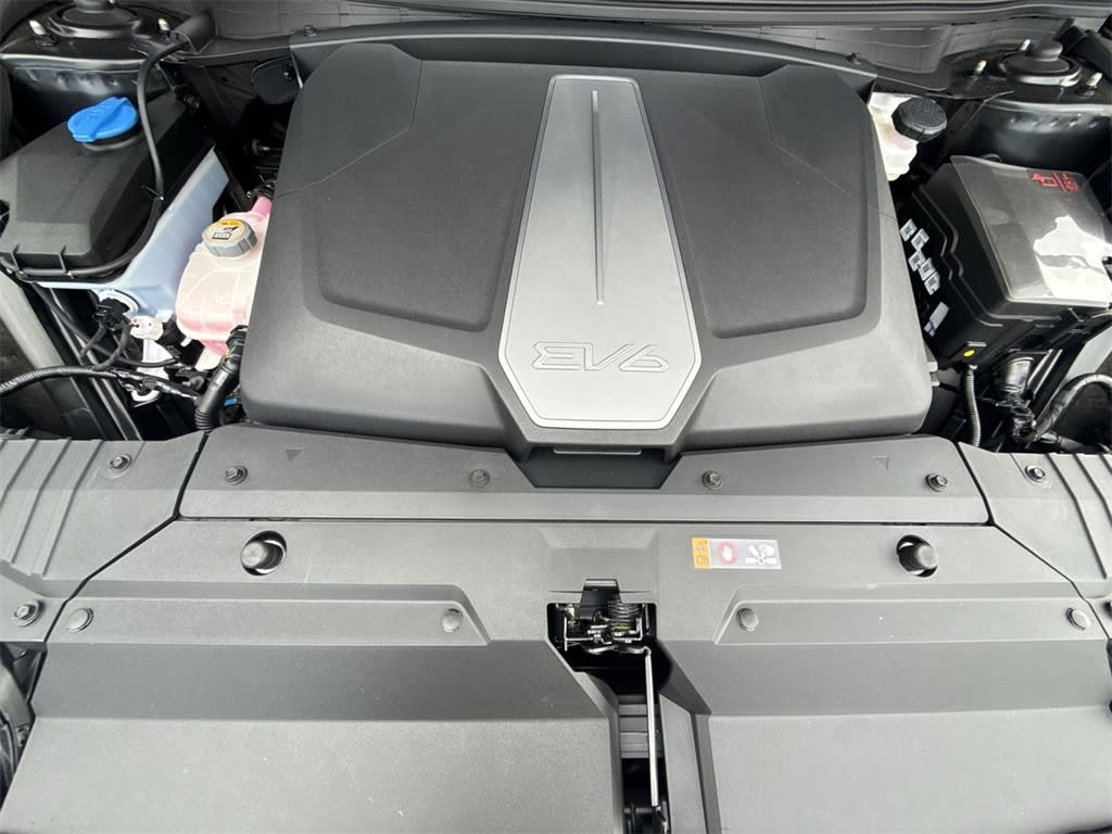 Thumbnail: 2025 Kia EV6 - 7
